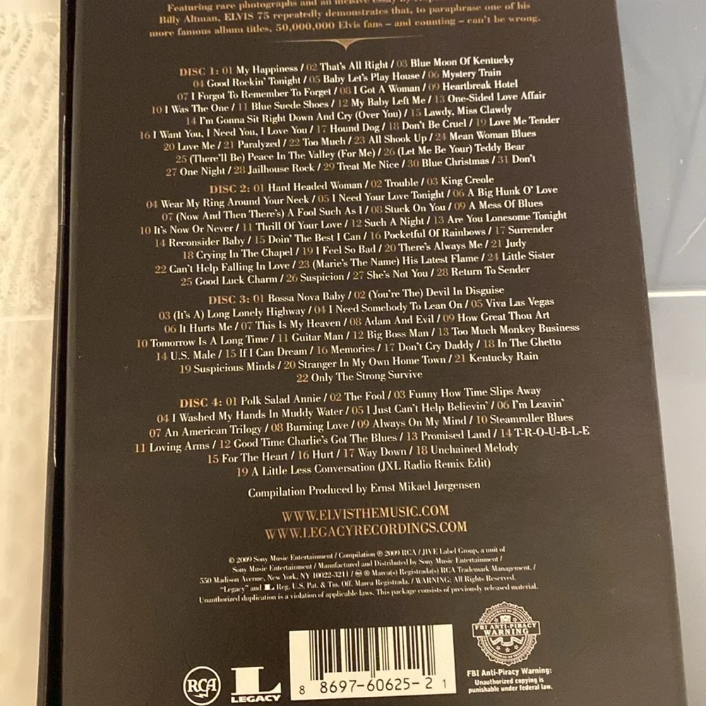 Elvis Presley CD Box Set - Picture 7 of 7